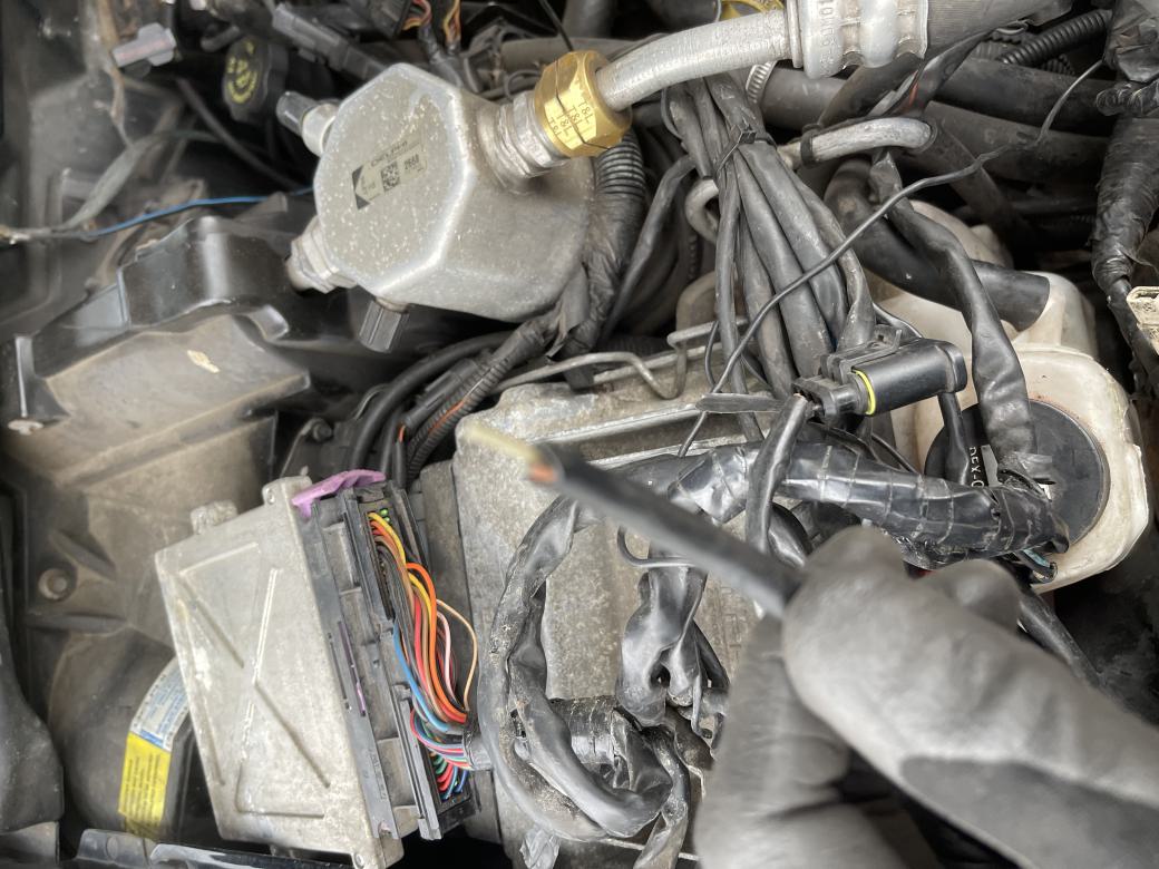 Chevrolet Blazer Batterie Kabel Steuergerät Stecker