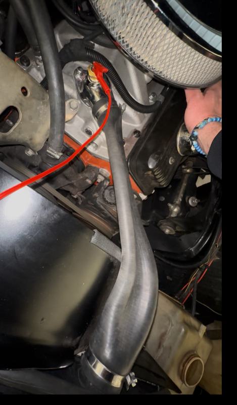 Motor Chevrolet Temperatur Thermostat Schlauch Kühlwasser Auspuff Unterdruck Impala