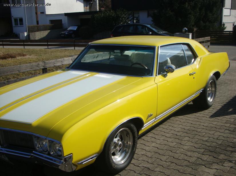 Oldsmobile Cutless Supreme