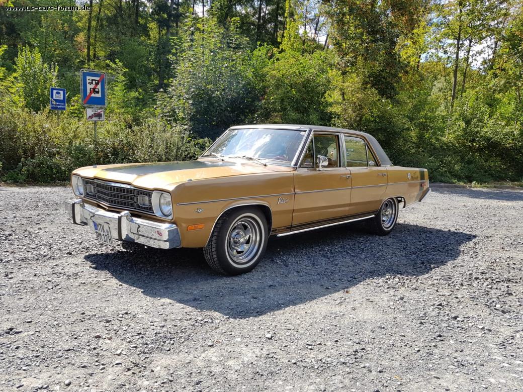 Plymouth Valiant