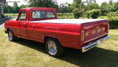 Ford F-100